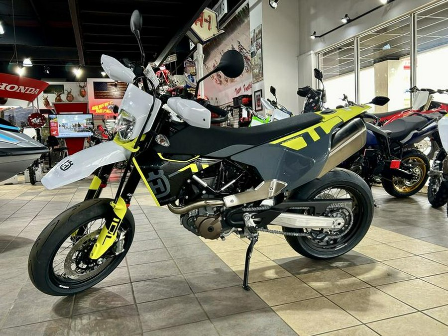 2024 Husqvarna® 701 Supermoto