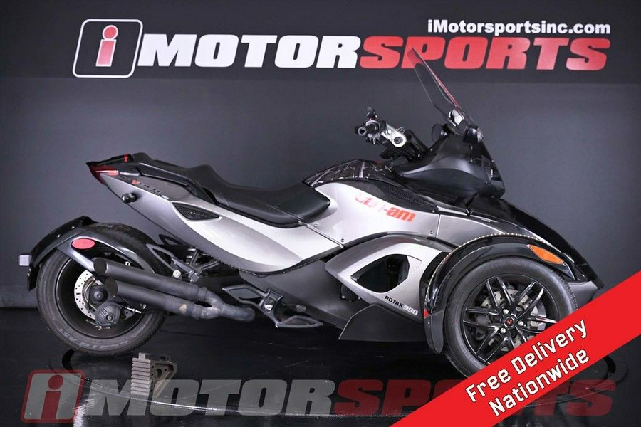 2011 Can-Am® Spyder Roadster RS-S