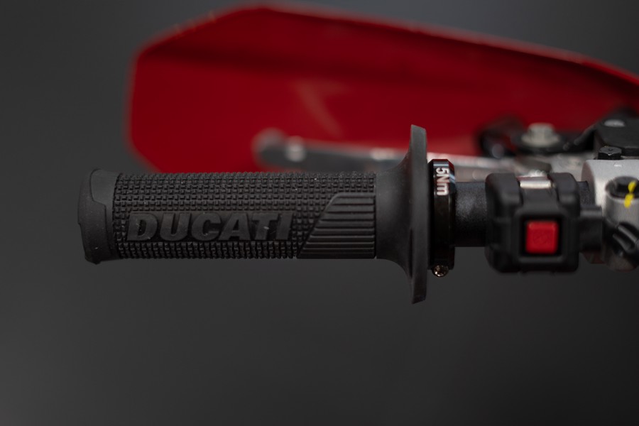 2026 Ducati Desmo450 EDX