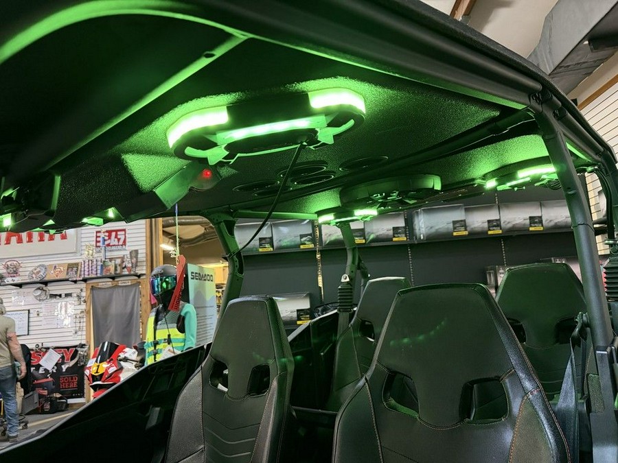 2026 Can-Am® Commander MAX XT-P