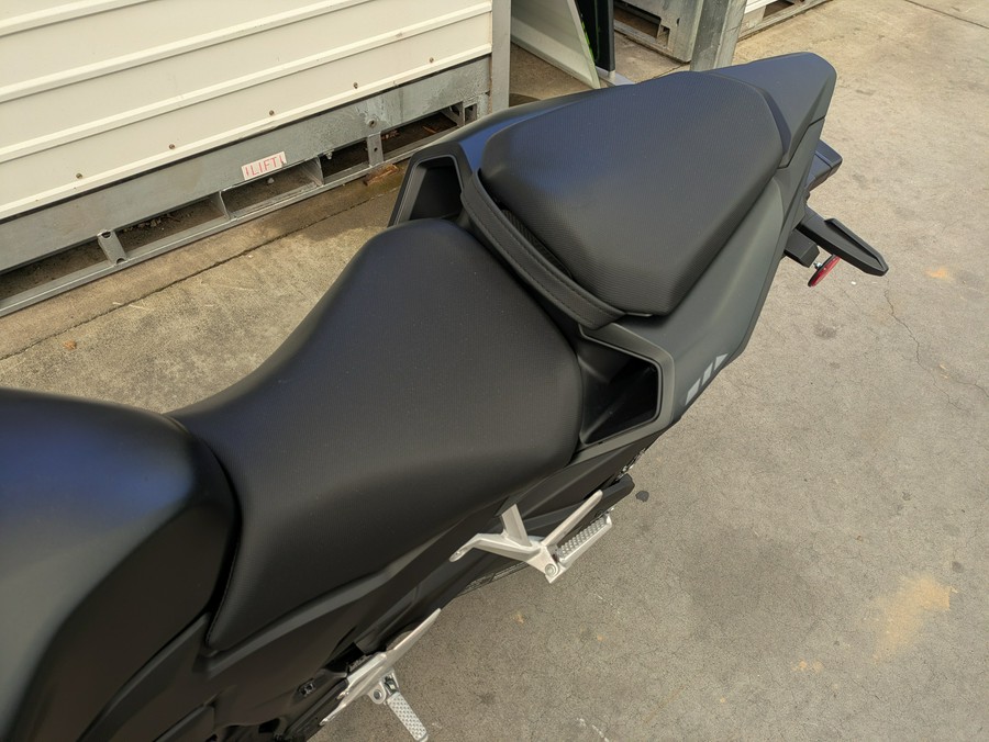2025 Honda CB500F ABS