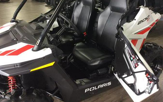 2023 Polaris RZR 200 EFI