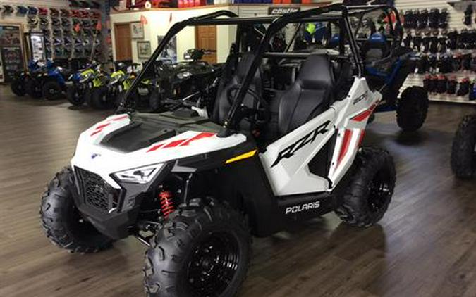 2023 Polaris RZR 200 EFI