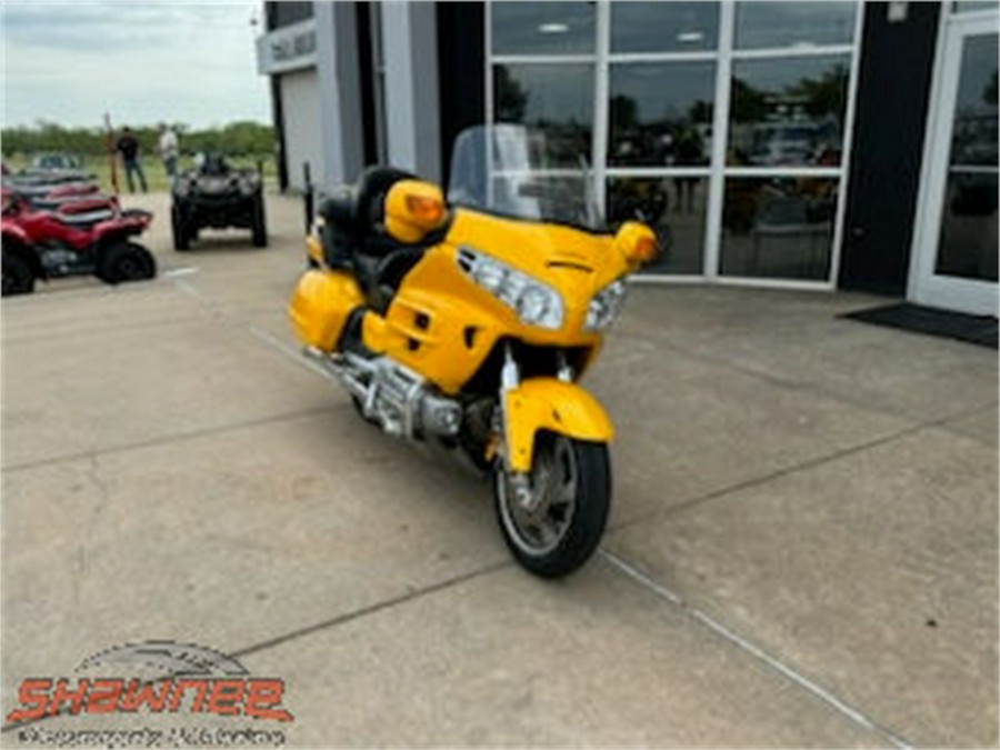 2001 Honda GOLD WING