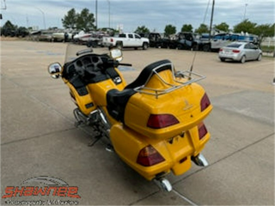 2001 Honda GOLD WING