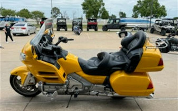 2001 Honda GOLD WING