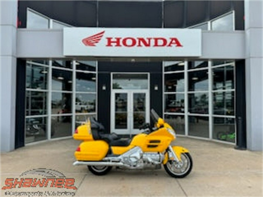 2001 Honda GOLD WING