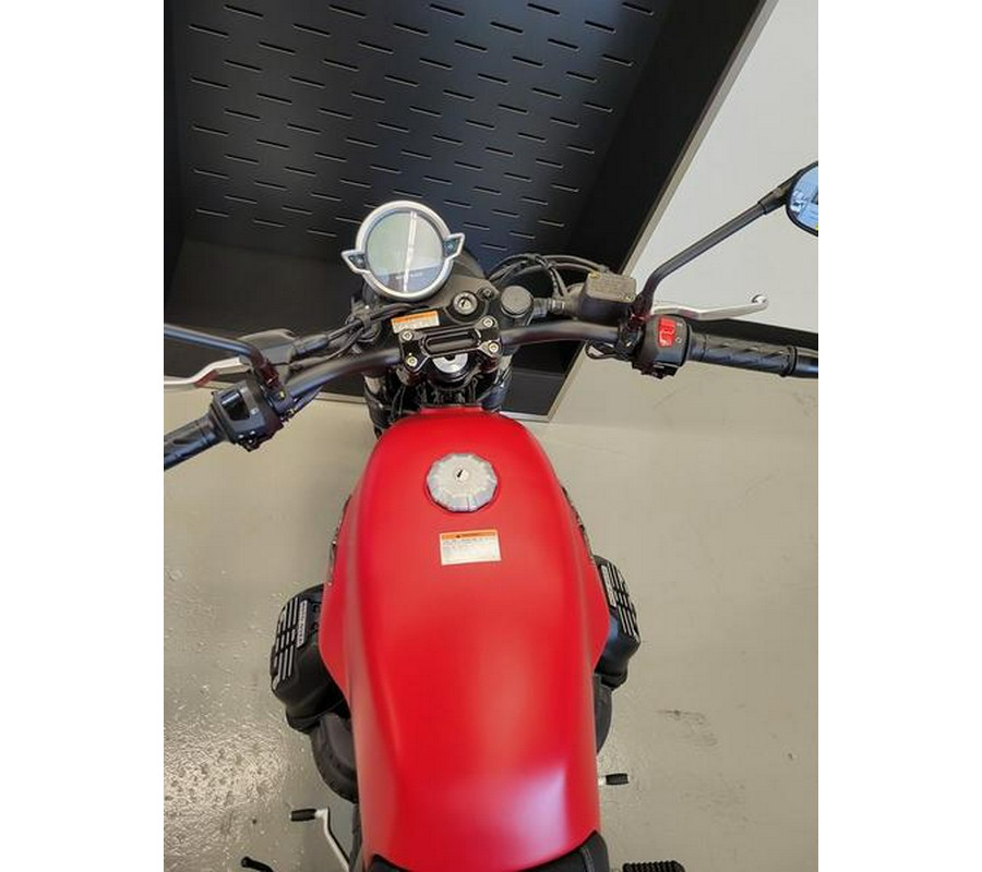 2023 Moto Guzzi V7 Stone