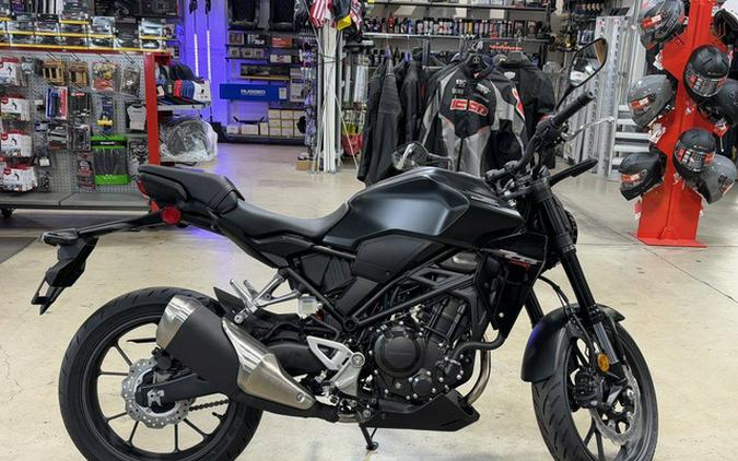 2025 Honda CB300R