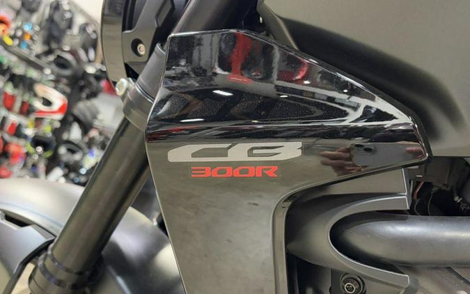 2025 Honda CB300R