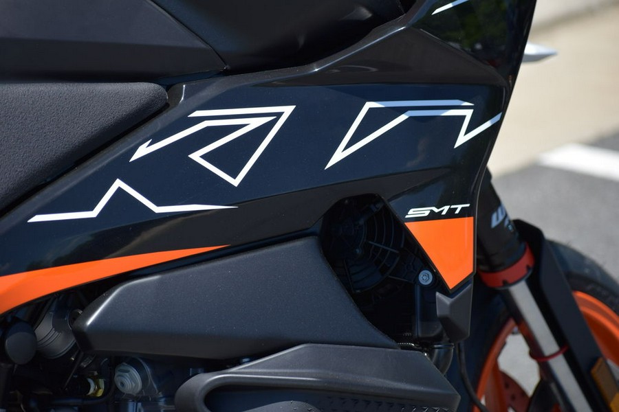 2024 KTM 890 SMT