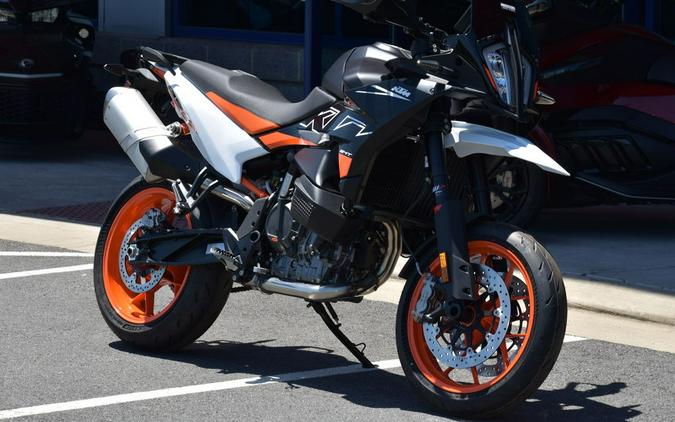 2024 KTM 890 SMT