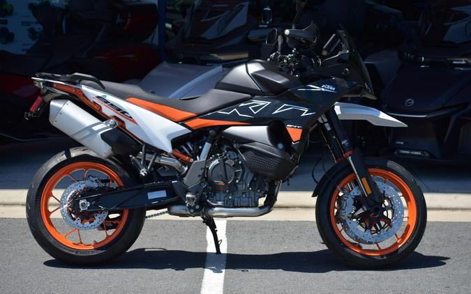 2024 KTM 890 SMT