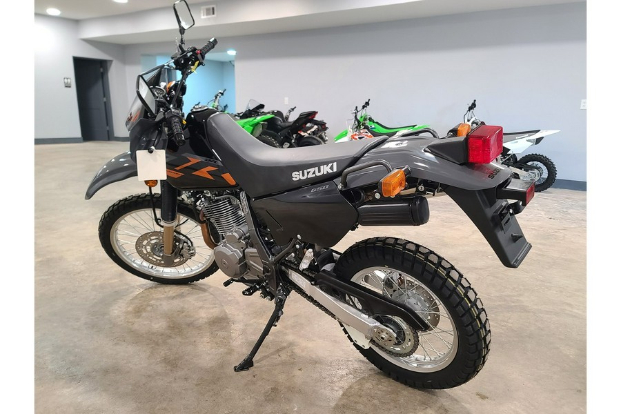 2026 Suzuki DR 650S