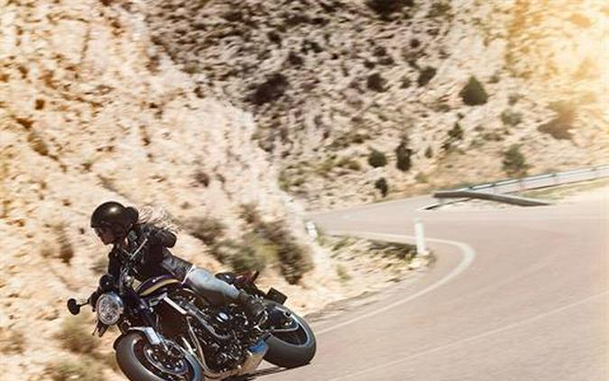 2025 Kawasaki Z900RS ABS