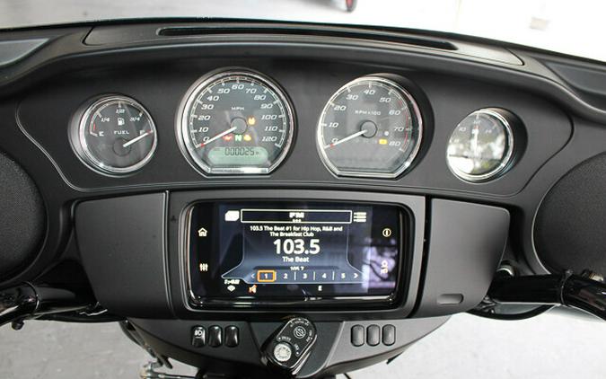 New 2025 Harley-Davidson Tri Glide Ultra FLHTCUTG Trike For Sale In Miami, Florida