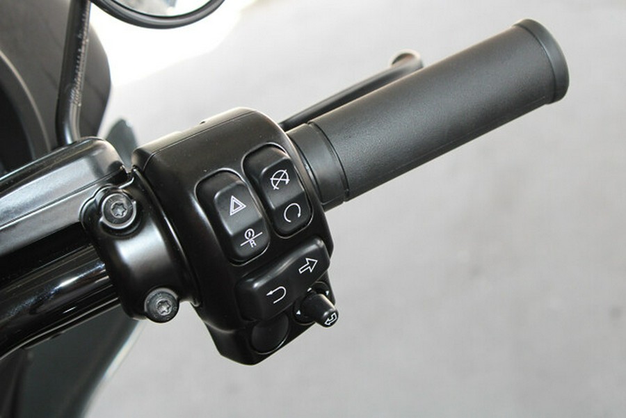 New 2025 Harley-Davidson Tri Glide Ultra FLHTCUTG Trike For Sale In Miami, Florida