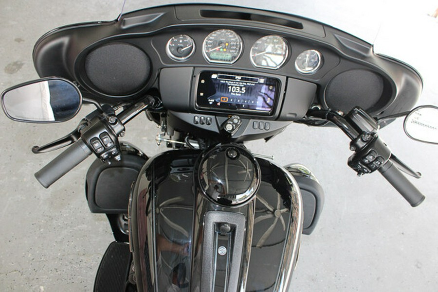 New 2025 Harley-Davidson Tri Glide Ultra FLHTCUTG Trike For Sale In Miami, Florida
