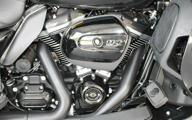 New 2025 Harley-Davidson Tri Glide Ultra FLHTCUTG Trike For Sale In Miami, Florida