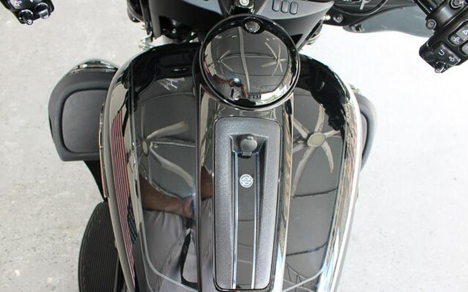 New 2025 Harley-Davidson Tri Glide Ultra FLHTCUTG Trike For Sale In Miami, Florida