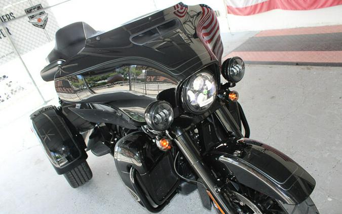 New 2025 Harley-Davidson Tri Glide Ultra FLHTCUTG Trike For Sale In Miami, Florida
