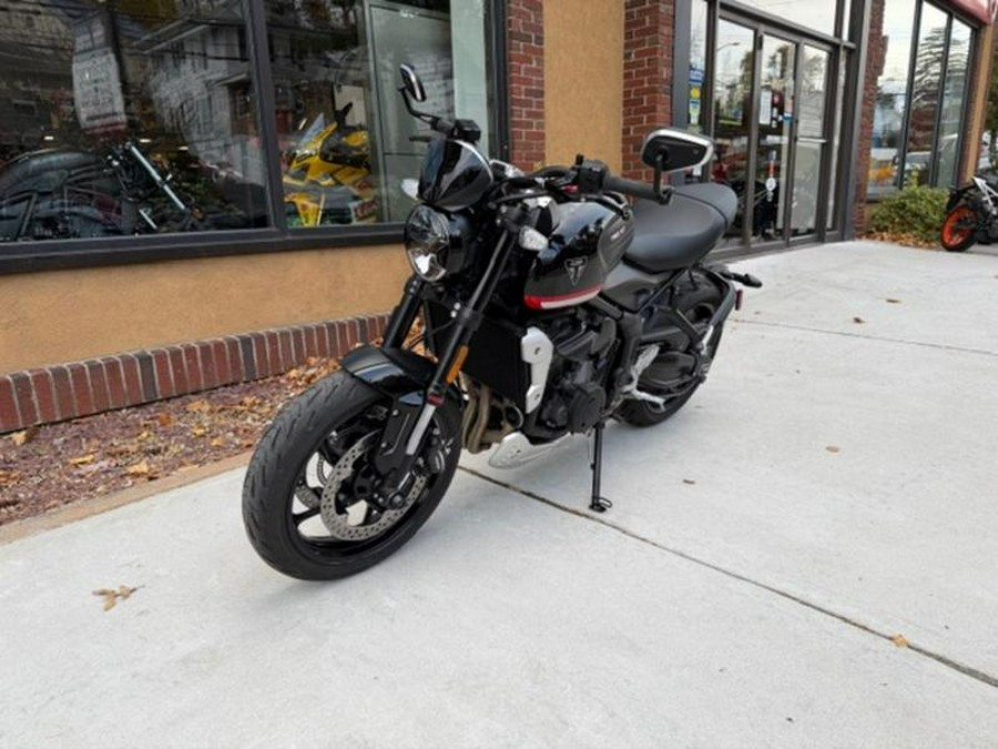 2023 Triumph Trident 660 Sapphire Black