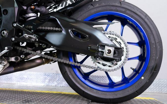2022 Yamaha YZF-R1