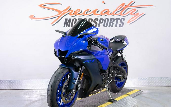 2022 Yamaha YZF-R1