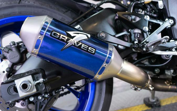 2022 Yamaha YZF-R1