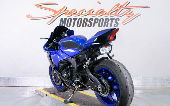 2022 Yamaha YZF-R1