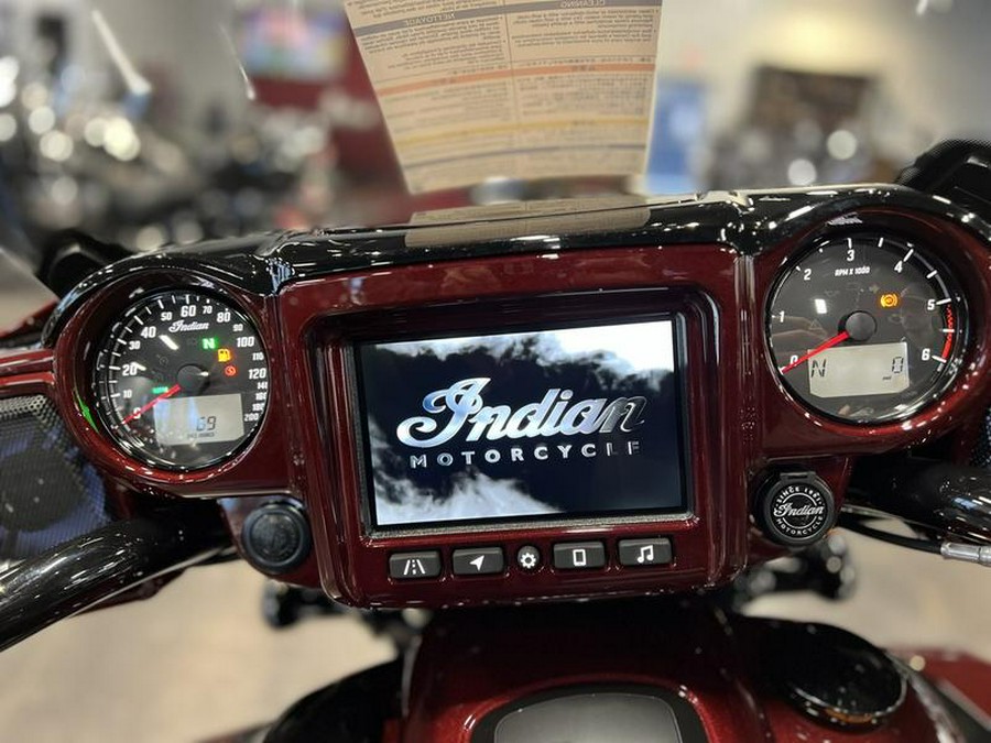 2024 Indian Motorcycle® Roadmaster® Dark Horse® w/Powerband Audio Package Maroon Metallic