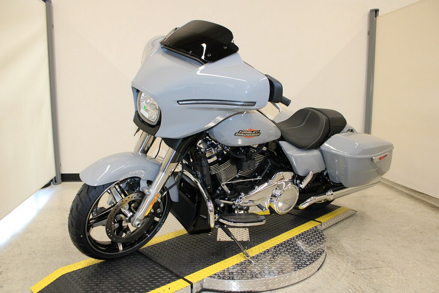 New 2024 Harley-Davidson Street Glide Grand American Touring FLHX Motorcycle For Sale In Miami, Florida