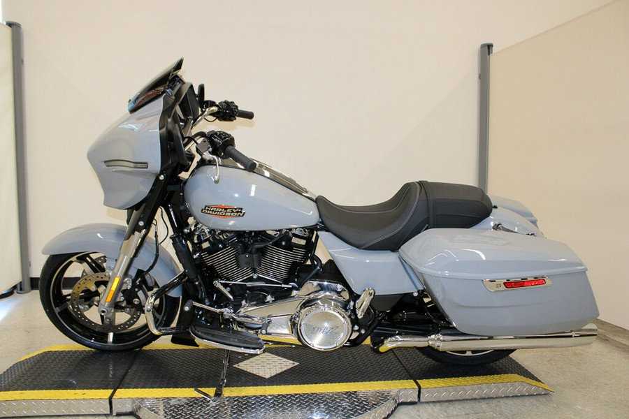 New 2024 Harley-Davidson Street Glide Grand American Touring FLHX Motorcycle For Sale In Miami, Florida