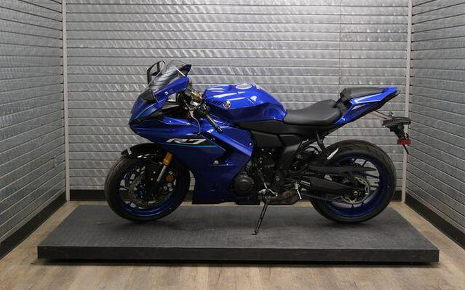 2026 YAMAHA YZF-R7