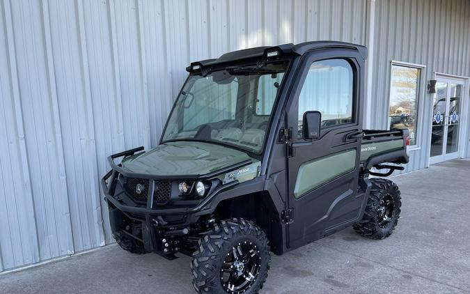 2022 John Deere 3-Passenger Full-Size Crossover Gator™ XUV835R With Deluxe Cab