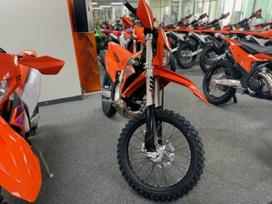 2025 KTM XC 250 W