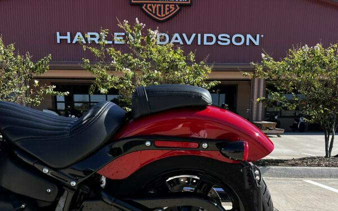 2023 Harley-Davidson Street Bob 114 Redline Red