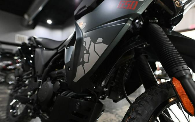 2025 Kawasaki KLR 650 Metallic Matte Old School Green