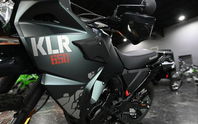2025 Kawasaki KLR 650 Metallic Matte Old School Green
