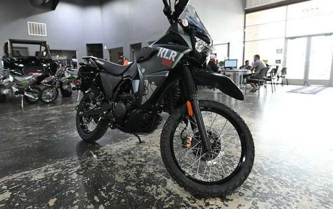 2025 Kawasaki KLR 650 Metallic Matte Old School Green