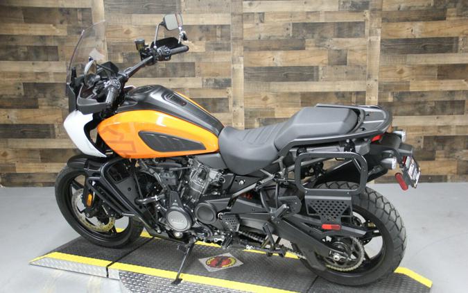 2021 Harley-Davidson Pan America™ 1250 Baja Orange/Stonewashed White Pearl