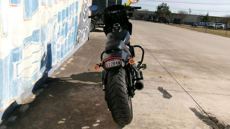 2018 Harley-Davidson® FXFB - Softail® Fat Bob®