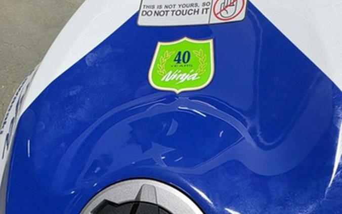 2024 Kawasaki Ninja ZX-6R KRT Edition