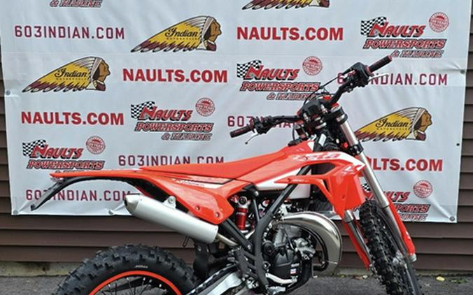 2027 Beta Motorcycles 200 X-TRAINER