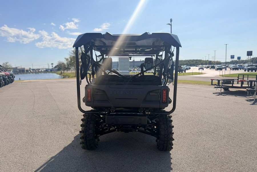 2025 Honda Pioneer 1000-5 Deluxe