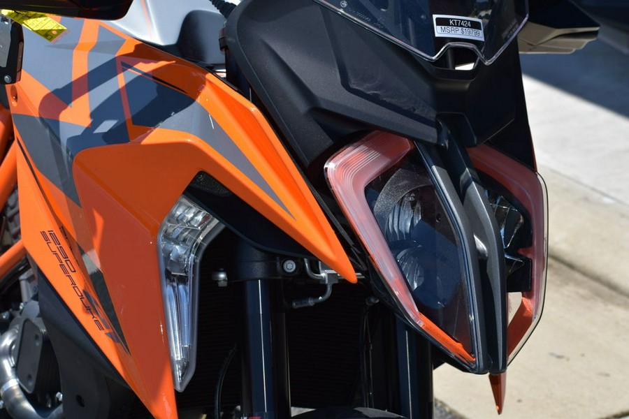 2024 KTM 1290 Super Duke GT