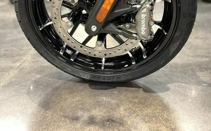 2024 Indian Motorcycle® Sport Chief Granite Gray