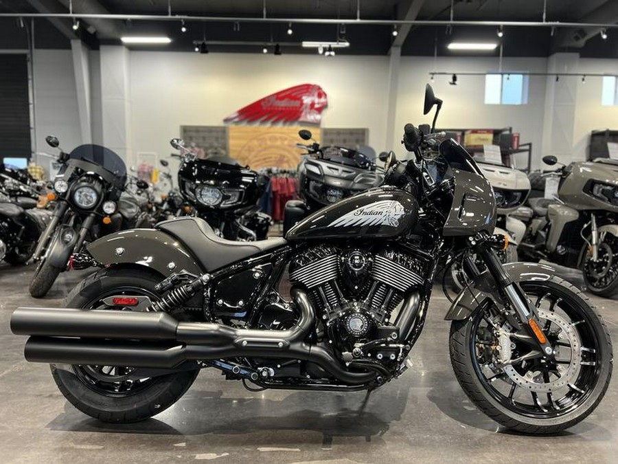 2024 Indian Motorcycle® Sport Chief Granite Gray