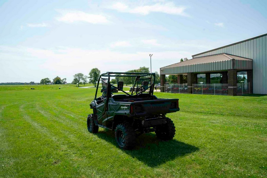 2024 Honda Pioneer 1000