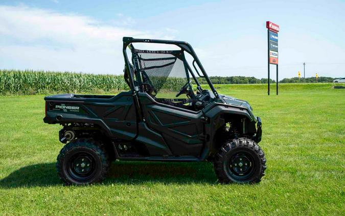 2024 Honda Pioneer 1000